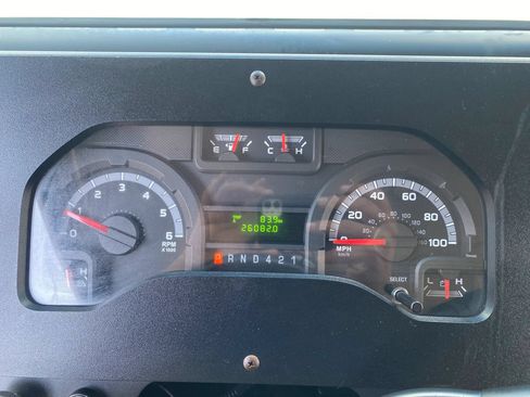 Used 2017 Ford E-350 and Econoline 350 Super Duty w/ A/C Prep Package RWD image 8