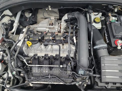 Used 2019 Volkswagen Jetta SEL FWD image 30