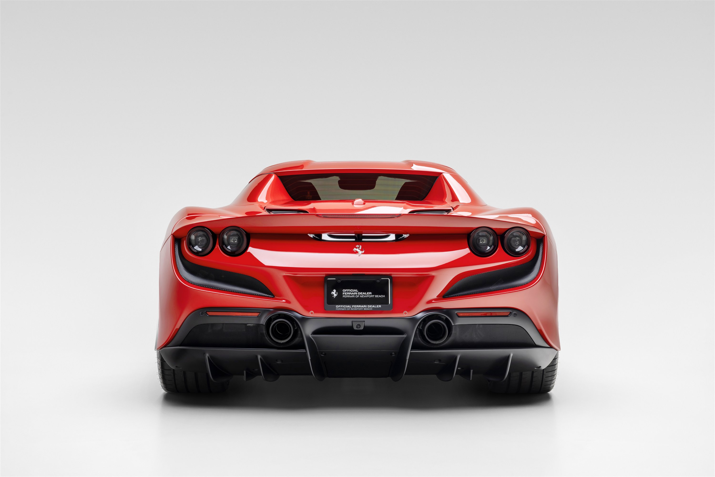 Certified 2022 Ferrari F8 Tributo RWD image 8