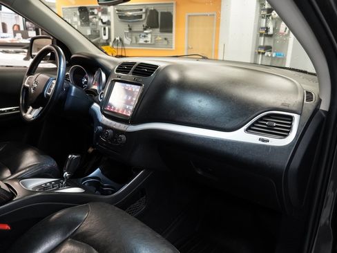 Used 2019 Dodge Journey GT image 35