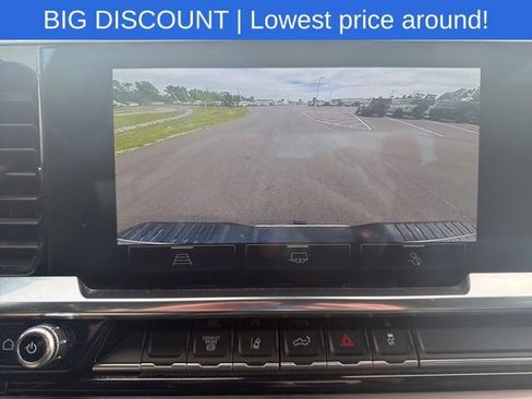 Used 2024 GMC Sierra 3500 SLT w/ SLT Convenience Package AWD/4WD image 32