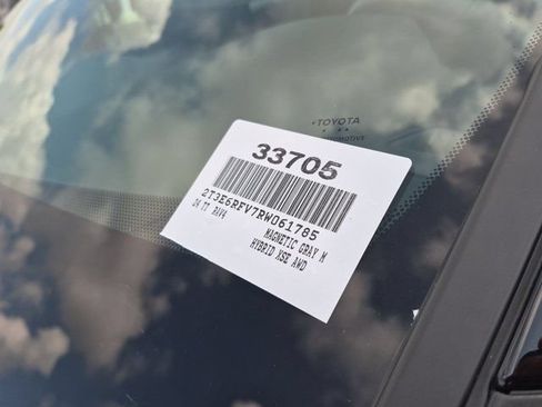 Certified 2024 Toyota RAV4 XSE w/ Weather Package AWD/4WD image 19