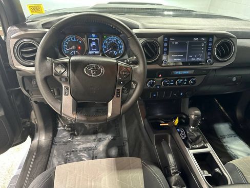 Certified 2021 Toyota Tacoma TRD Sport AWD/4WD image 8