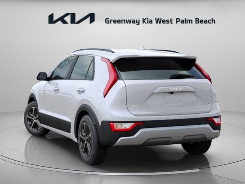 New 2026 Kia Niro LX FWD image 5