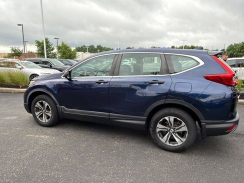 Used 2018 Honda CR-V LX image 9