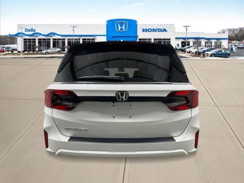 New 2026 Honda Odyssey EX-L image 4