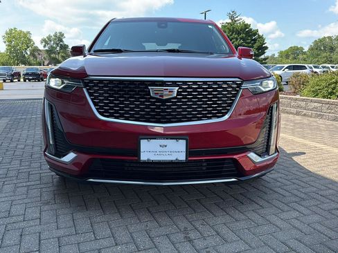 Used 2024 Cadillac XT6 Premium Luxury w/ LPO, Floor Liner Package AWD/4WD image 8