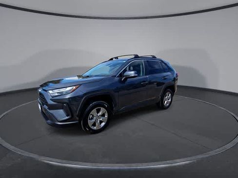 Used 2024 Toyota RAV4 LE AWD/4WD image 4