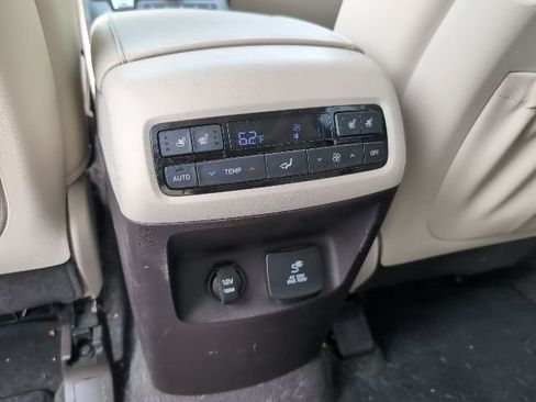 Used 2020 Hyundai Palisade Limited image 24