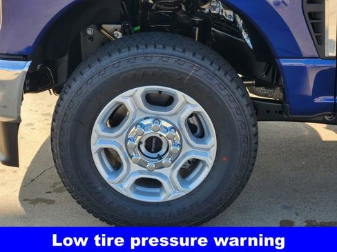 New 2026 Ford F250 XLT w/ FX4 Off-Road Package image 10