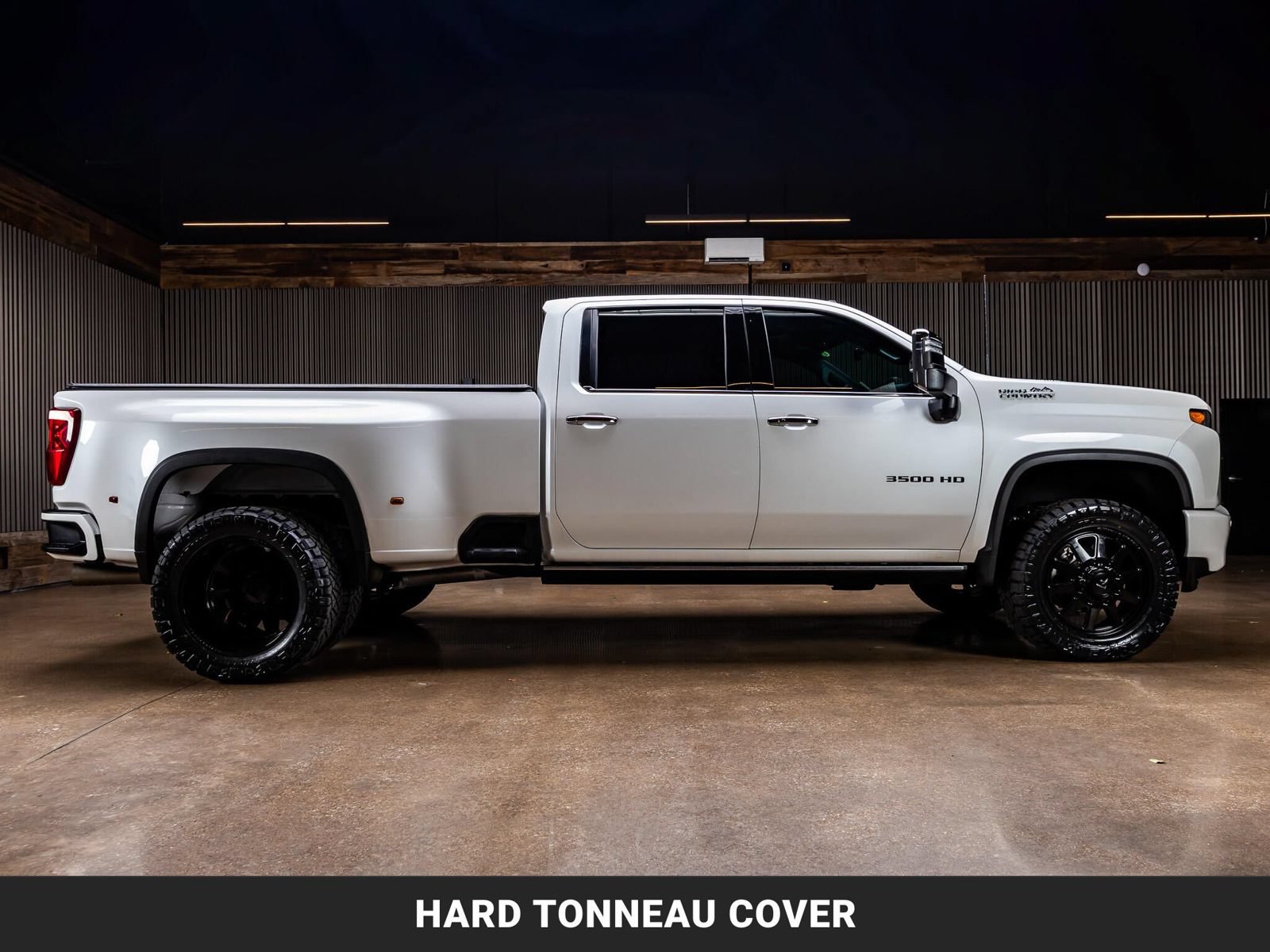 Used 2023 Chevrolet Silverado 3500 High Country AWD/4WD image 11