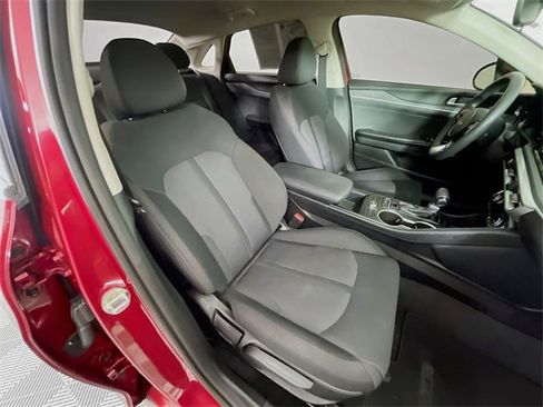 Used 2023 Kia K5 LXS image 27
