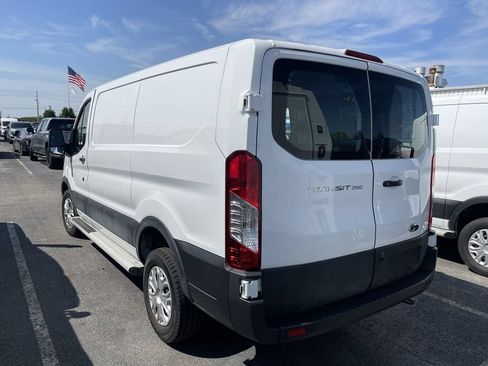 Used 2025 Ford Transit 250 Low Roof w/ Exterior Upgrade Package RWD image 4