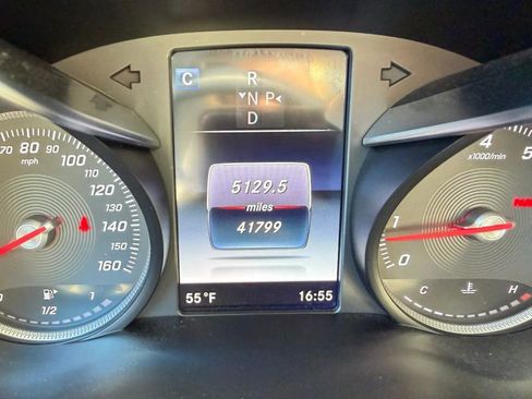 Used 2018 Mercedes-Benz GLC 300 GLC 300 4matic Sport Utility 4 image 21