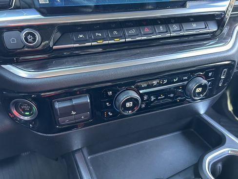 Certified 2022 Chevrolet Silverado 1500 LTZ image 42