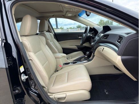 Used 2014 Acura ILX w/ Technology Package FWD image 14