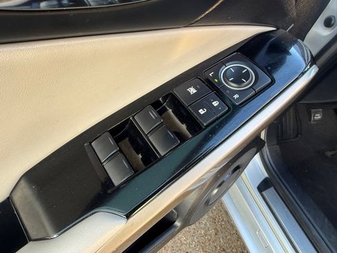 Used 2015 Lexus IS 250 AWD w/ Navigation System Package image 20