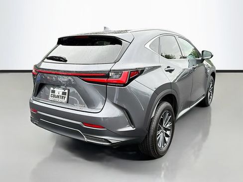 Used 2025 Lexus NX 250 AWD w/ Accessory Package (2T) image 7