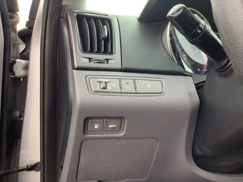 Used 2012 Hyundai Sonata GLS image 26