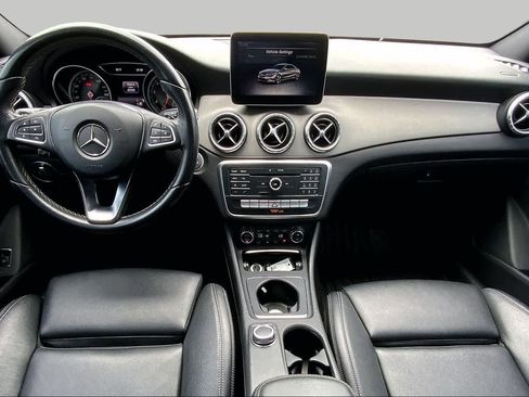 Used 2018 Mercedes-Benz CLA 250 image 15