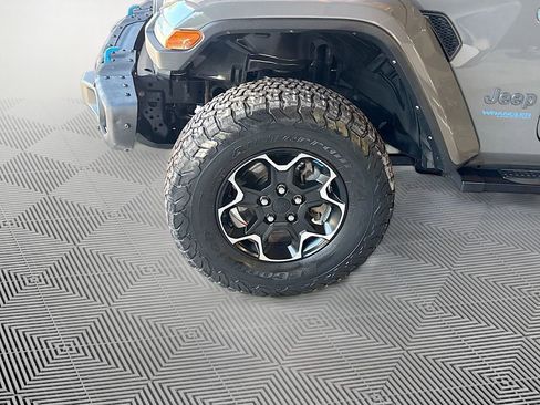 Used 2021 Jeep Wrangler Unlimited Rubicon 4xe w/ Steel Bumper Group image 35