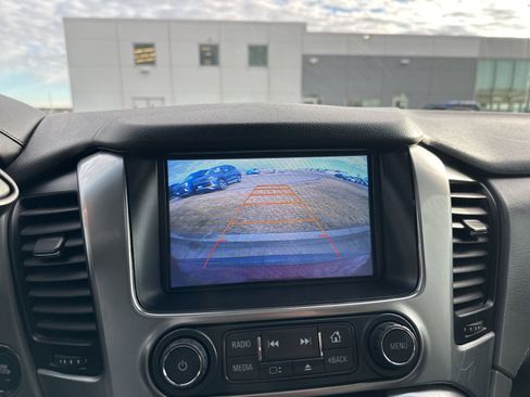 Used 2016 Chevrolet Suburban LT w/ Luxury Package image 54