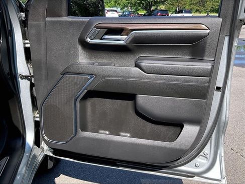Used 2023 Chevrolet Silverado 1500 RST AWD/4WD image 26