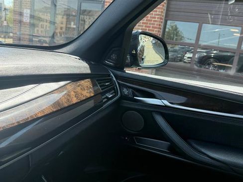 Used 2016 BMW X5 xDrive50i image 36