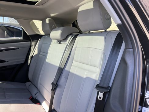 Used 2021 Land Rover Range Rover Evoque SE image 24