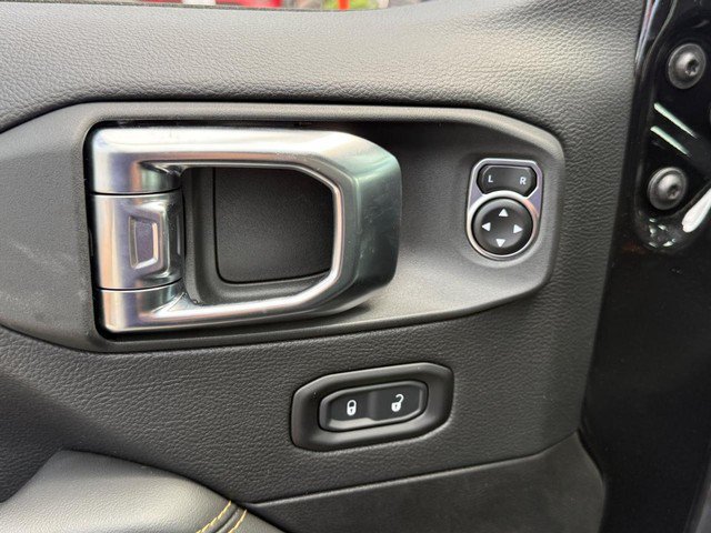 New 2025 Jeep Wrangler Unlimited Sahara AWD/4WD image 25