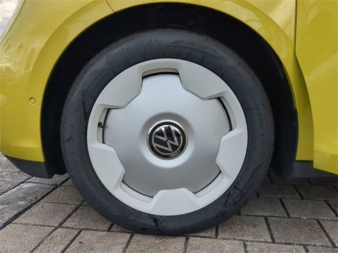 New 2025 Volkswagen ID. Buzz 1st Edition image 34