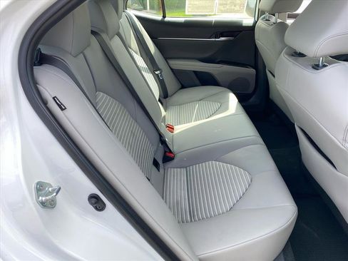 Used 2023 Toyota Camry SE FWD image 24