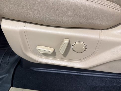 Used 2021 Ford F250 Lariat w/ FX4 Off-Road Package image 26