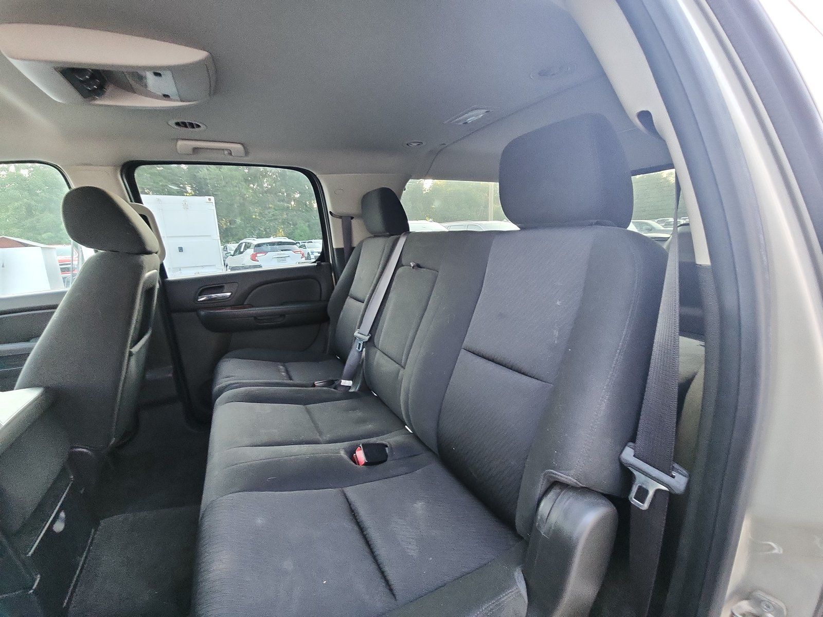 Used 2013 Chevrolet Suburban LS w/ Convenience Package 1 AWD/4WD image 19