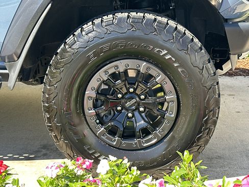 Used 2024 Ford Bronco Raptor w/ Interior Carbon Fiber Pack 6 AWD/4WD image 11