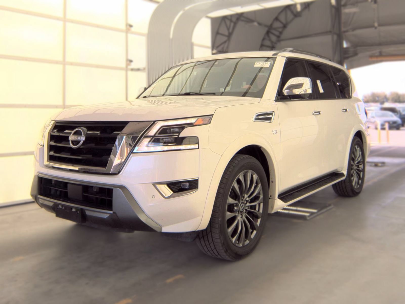 Used 2021 Nissan Armada Platinum w/ Captain's Chairs Package RWD image 1