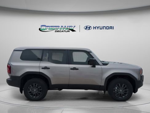 Used 2025 Toyota Land Cruiser 1958 image 9