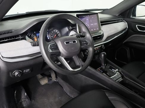 Used 2024 Jeep Compass Latitude AWD/4WD image 24