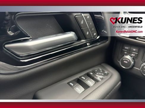 New 2026 GMC Yukon XL Denali w/ Sun & Power Step Package AWD/4WD image 25