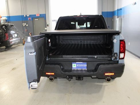 Used 2023 Honda Ridgeline Black Edition image 50