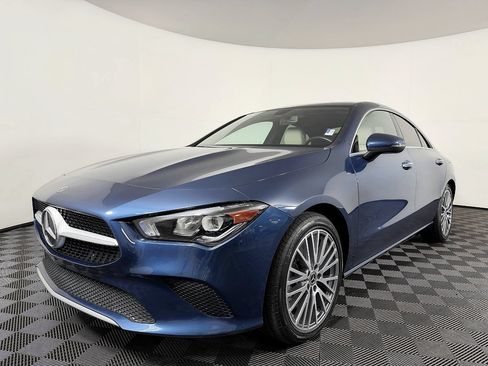 Used 2021 Mercedes-Benz CLA 250 4MATIC w/ Premium Package image 2