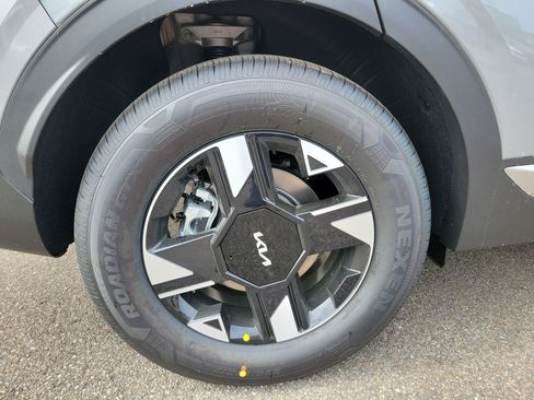 New 2026 Kia Sportage LX AWD/4WD image 25