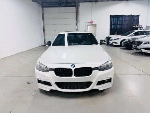 Used 2013 BMW 328i Sedan RWD image 3