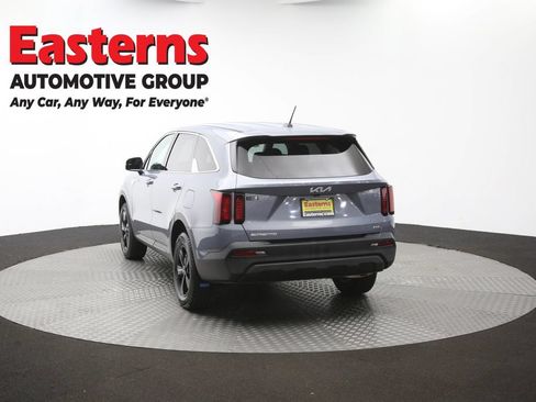 Used 2023 Kia Sorento LX AWD/4WD image 64