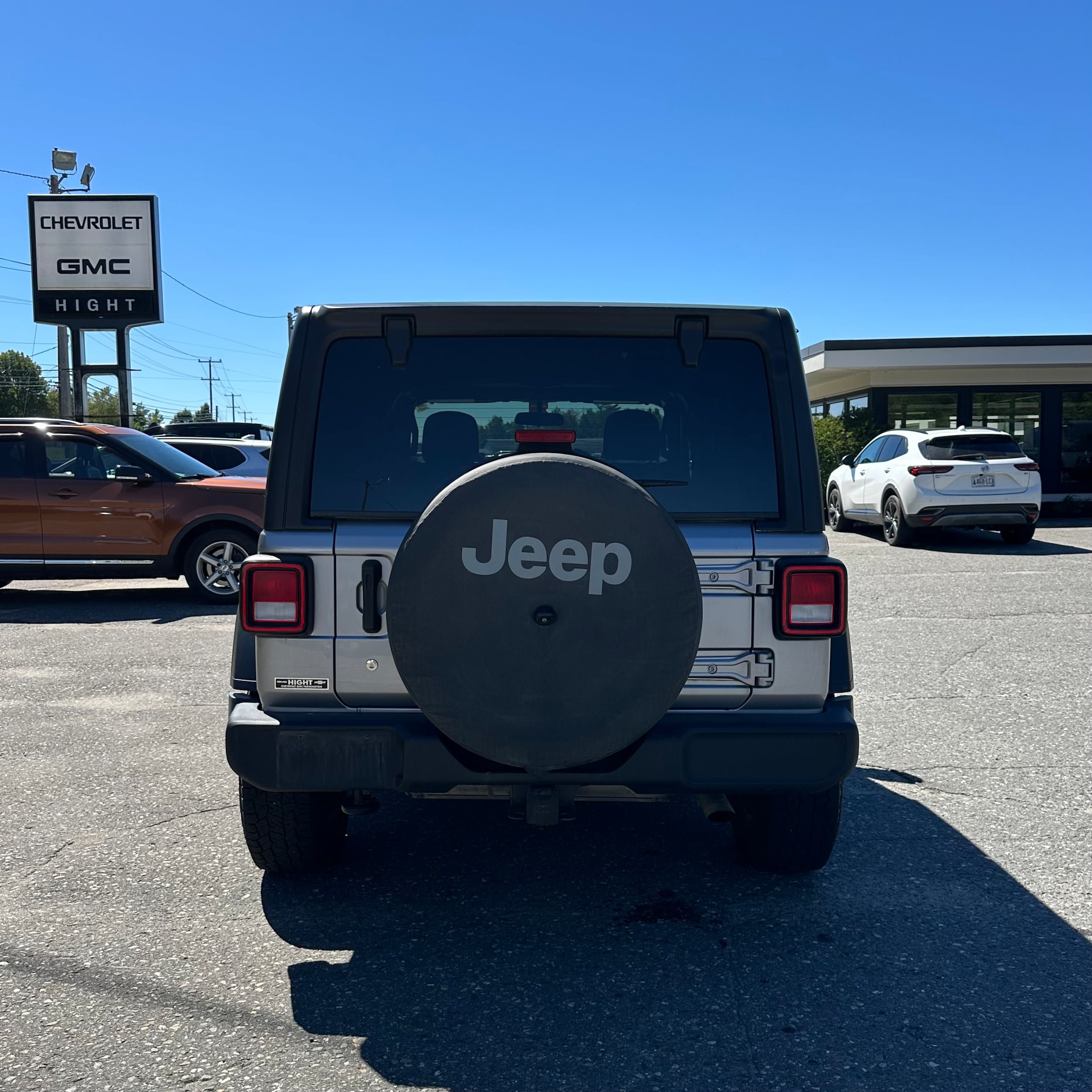 Used 2018 Jeep Wrangler Unlimited Sport S AWD/4WD image 4