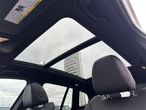 Used 2024 BMW X3 xDrive30i w/ Convenience Package image 23