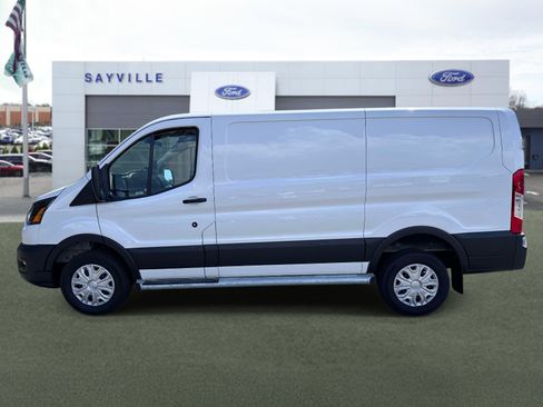 Certified 2025 Ford Transit 250 Low Roof w/ Exterior Upgrade Package RWD image 2