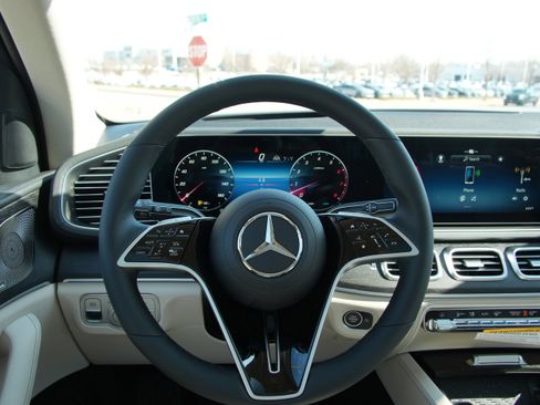 New 2026 Mercedes-Benz GLE 450 4MATIC image 17