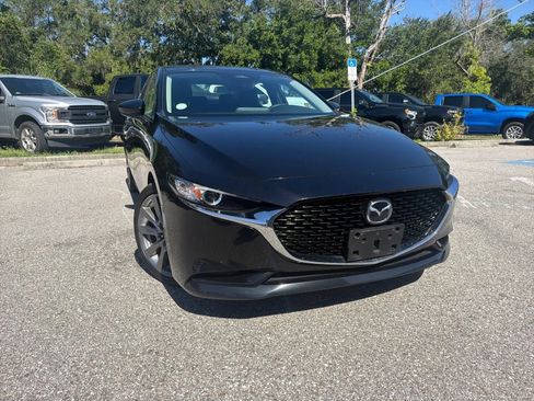 Used 2024 MAZDA MAZDA3 s FWD image 5