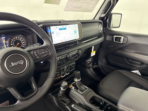 New 2026 Jeep Gladiator Sport image 27